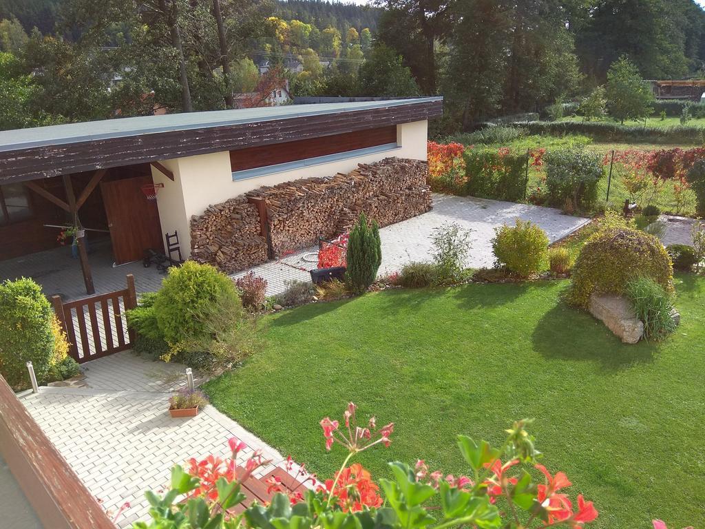 apartmány pod lesem Bohutín Esterno foto